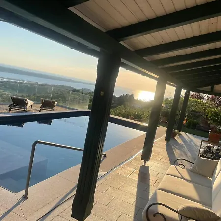 Charming Portoroz Vila *